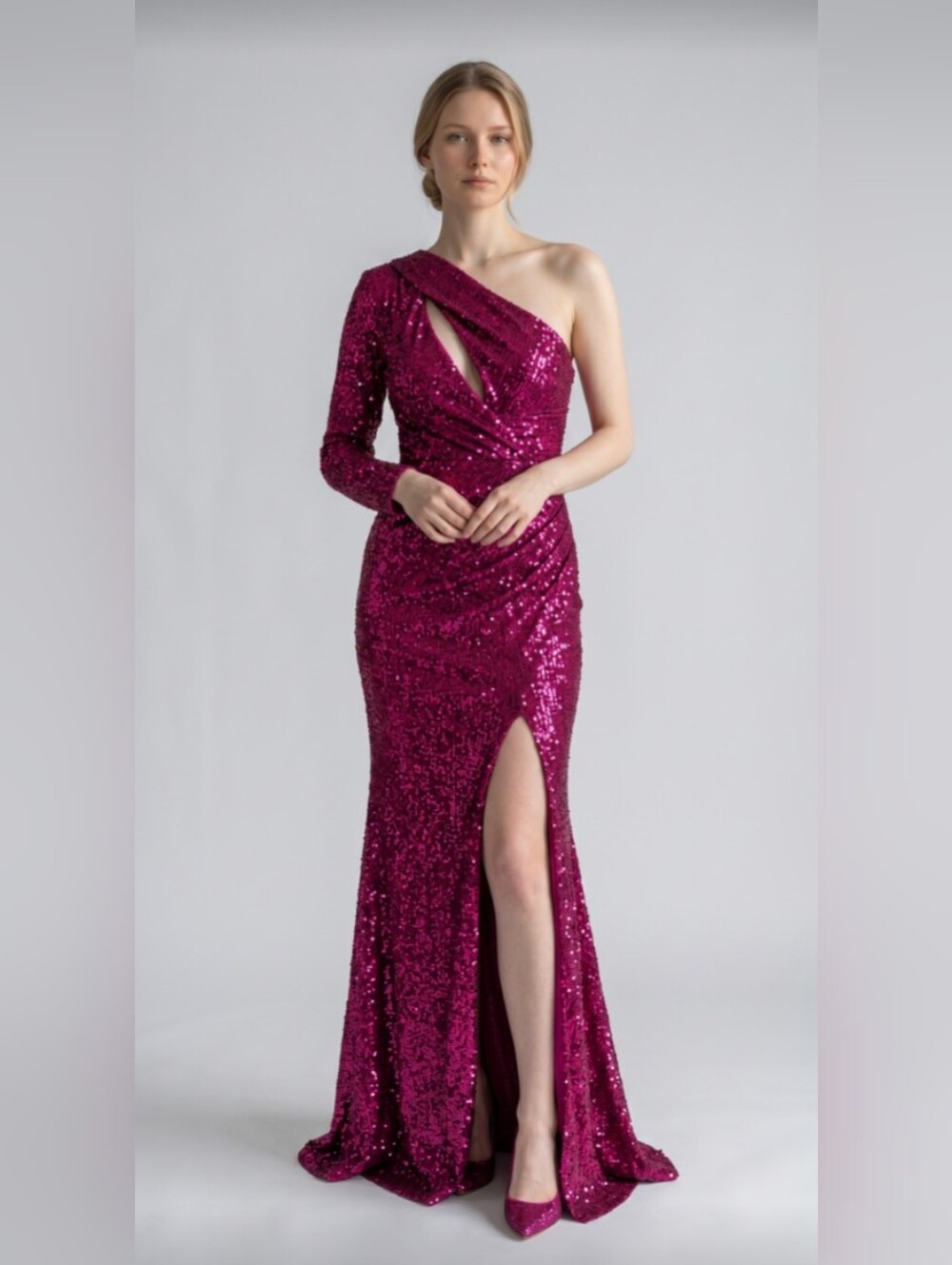 NWT! FASHION NOVA! DEEP FUSCHIA PINK/RED SEQUINNED STRETCH VELVET GOWN! 2X